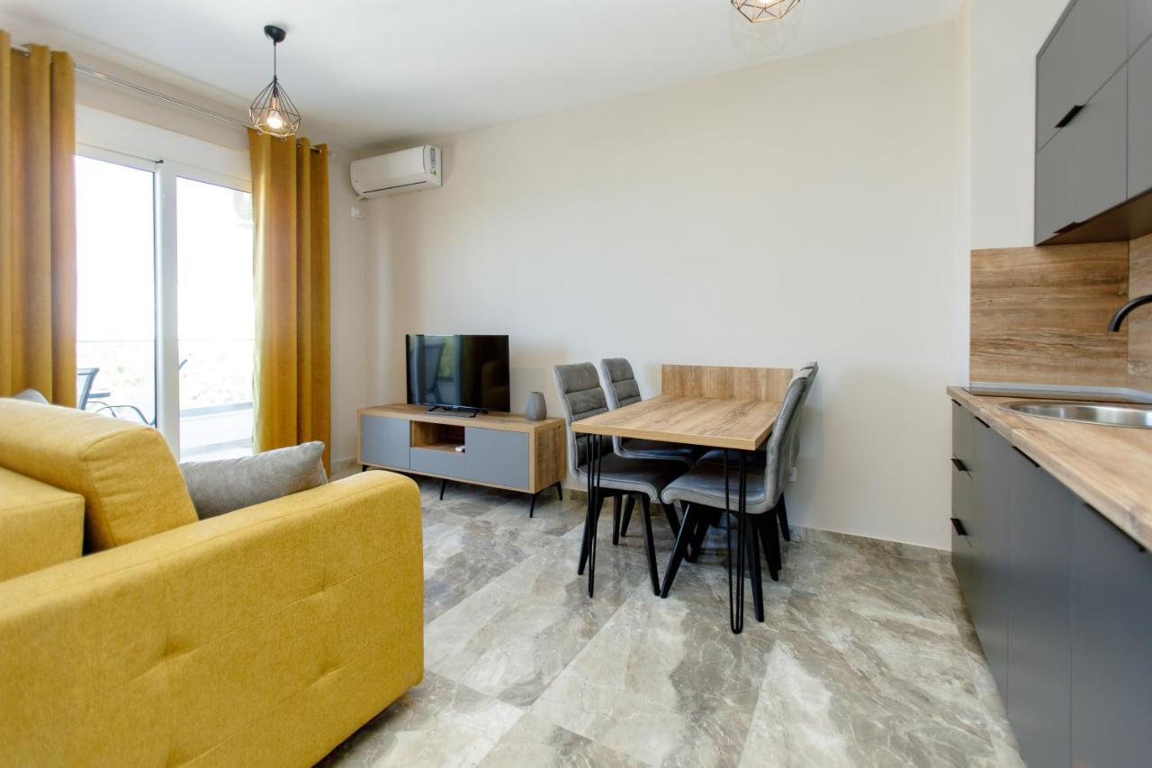 Appartement Posejdon Lux à Utjeha-Bušat Extérieur photo