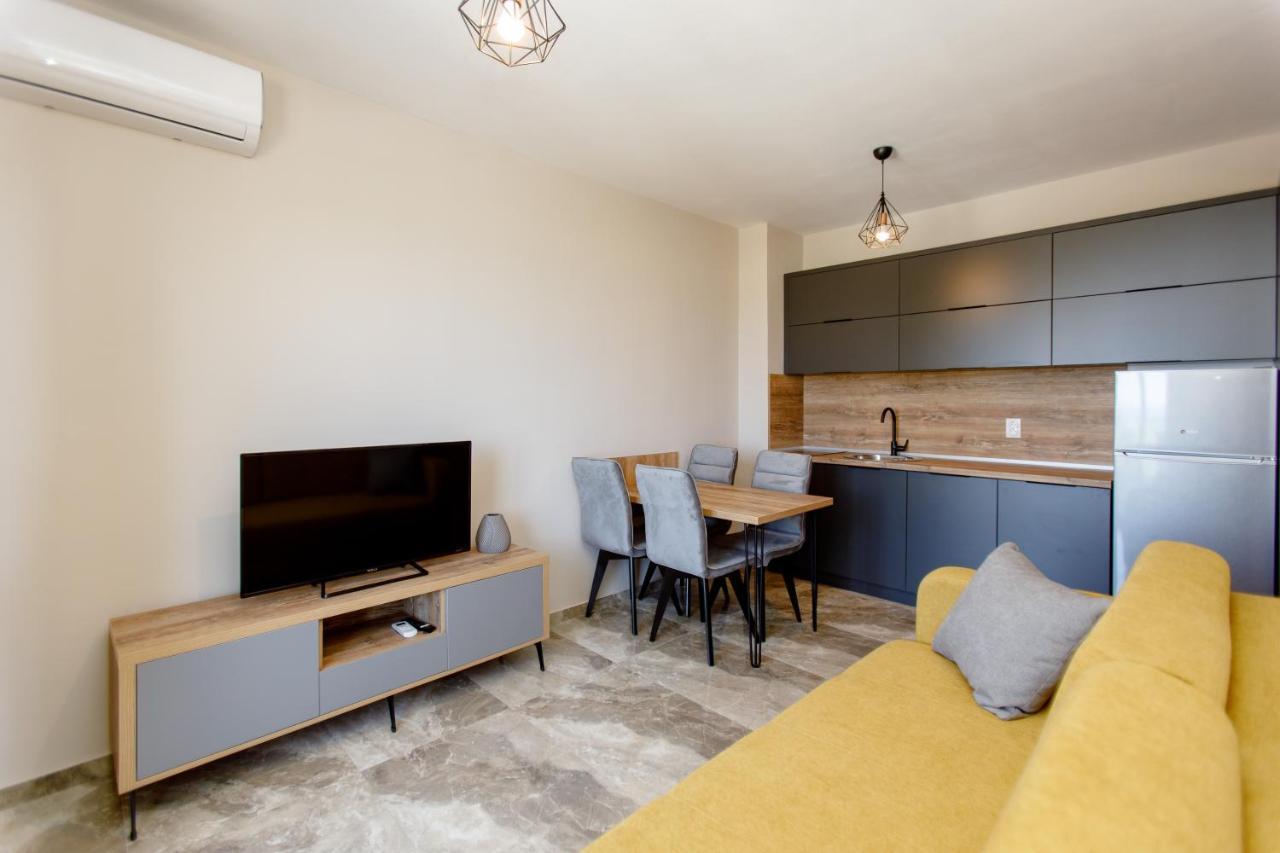 Appartement Posejdon Lux à Utjeha-Bušat Extérieur photo