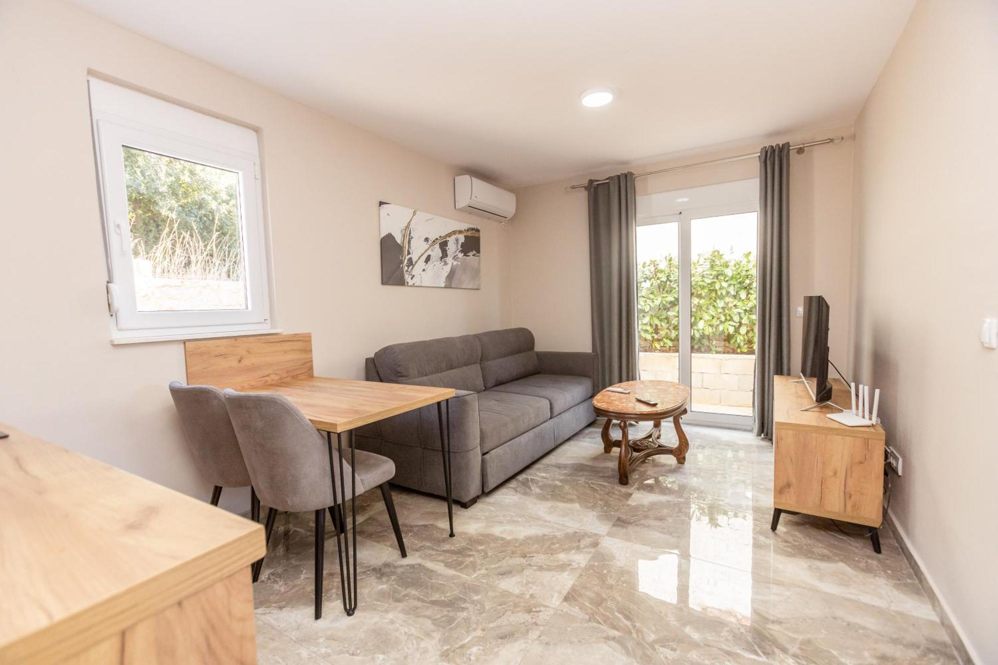 Appartement Posejdon Lux à Utjeha-Bušat Extérieur photo