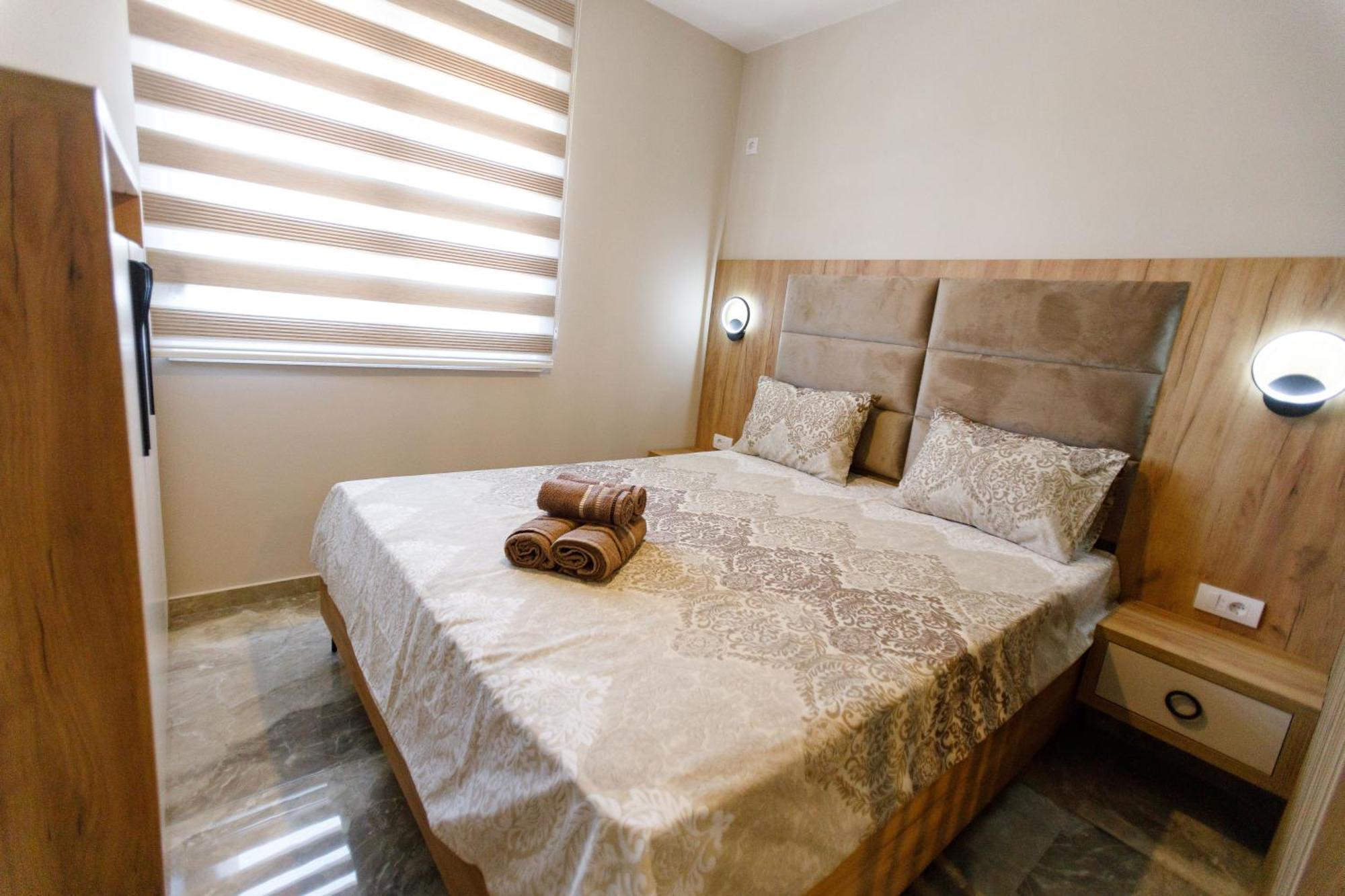 Appartement Posejdon Lux à Utjeha-Bušat Extérieur photo