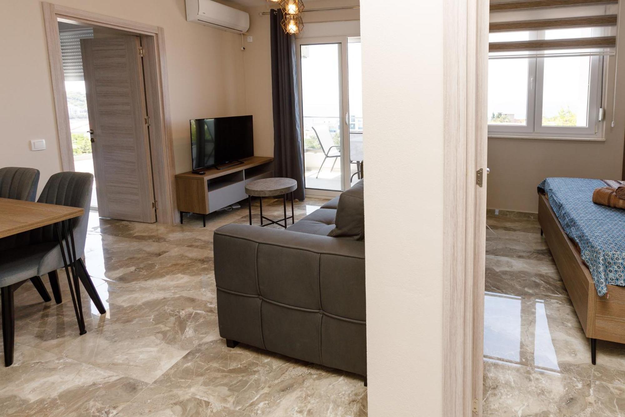 Appartement Posejdon Lux à Utjeha-Bušat Extérieur photo